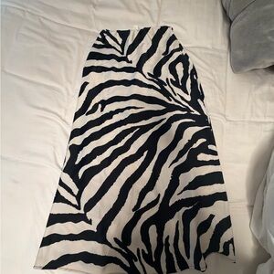 H&M Black and White Zebra Print Midi Skirt